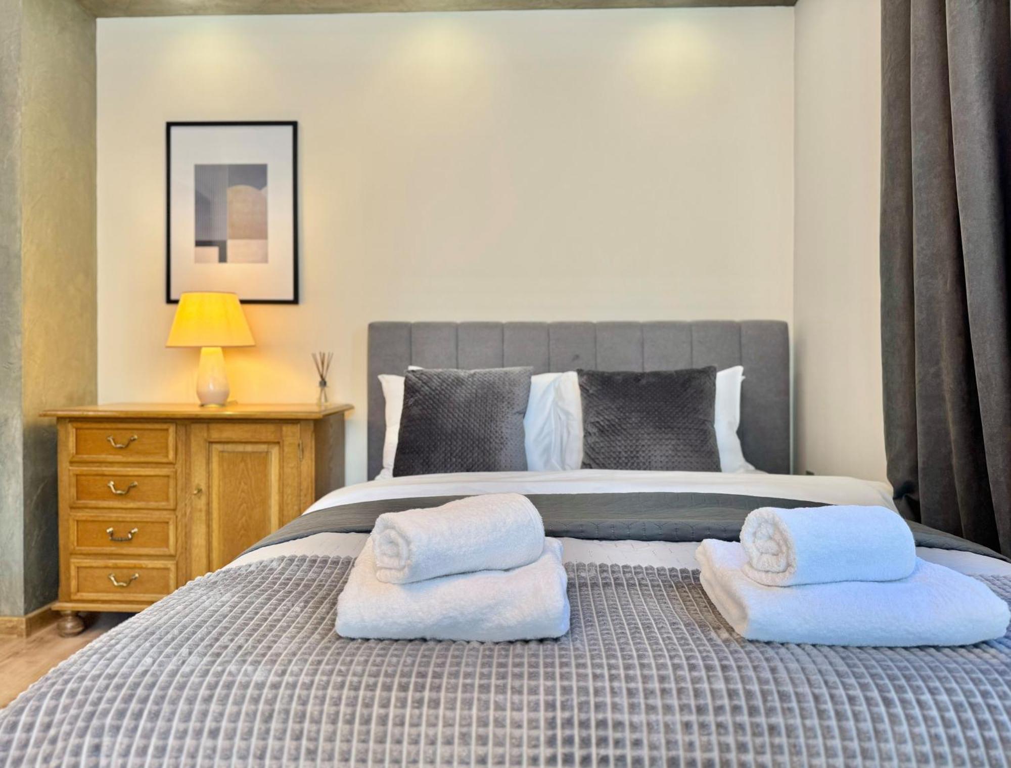 Top Centre 2Bed Apartment For 5 Guests 2 Minutes From High Street Plowdiw Exterior foto
