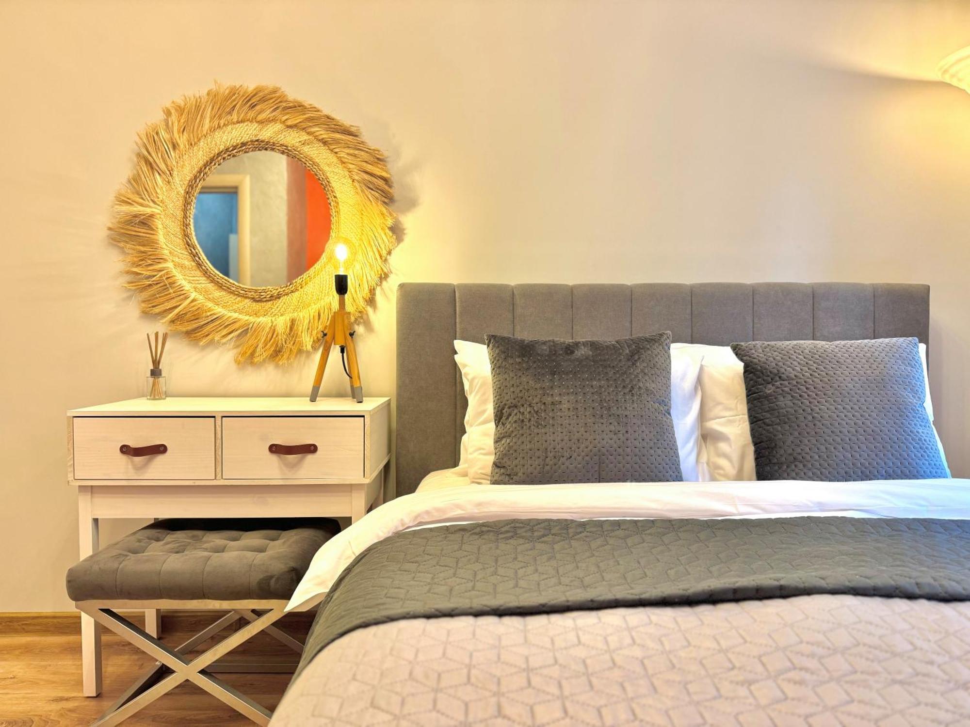 Top Centre 2Bed Apartment For 5 Guests 2 Minutes From High Street Plowdiw Exterior foto